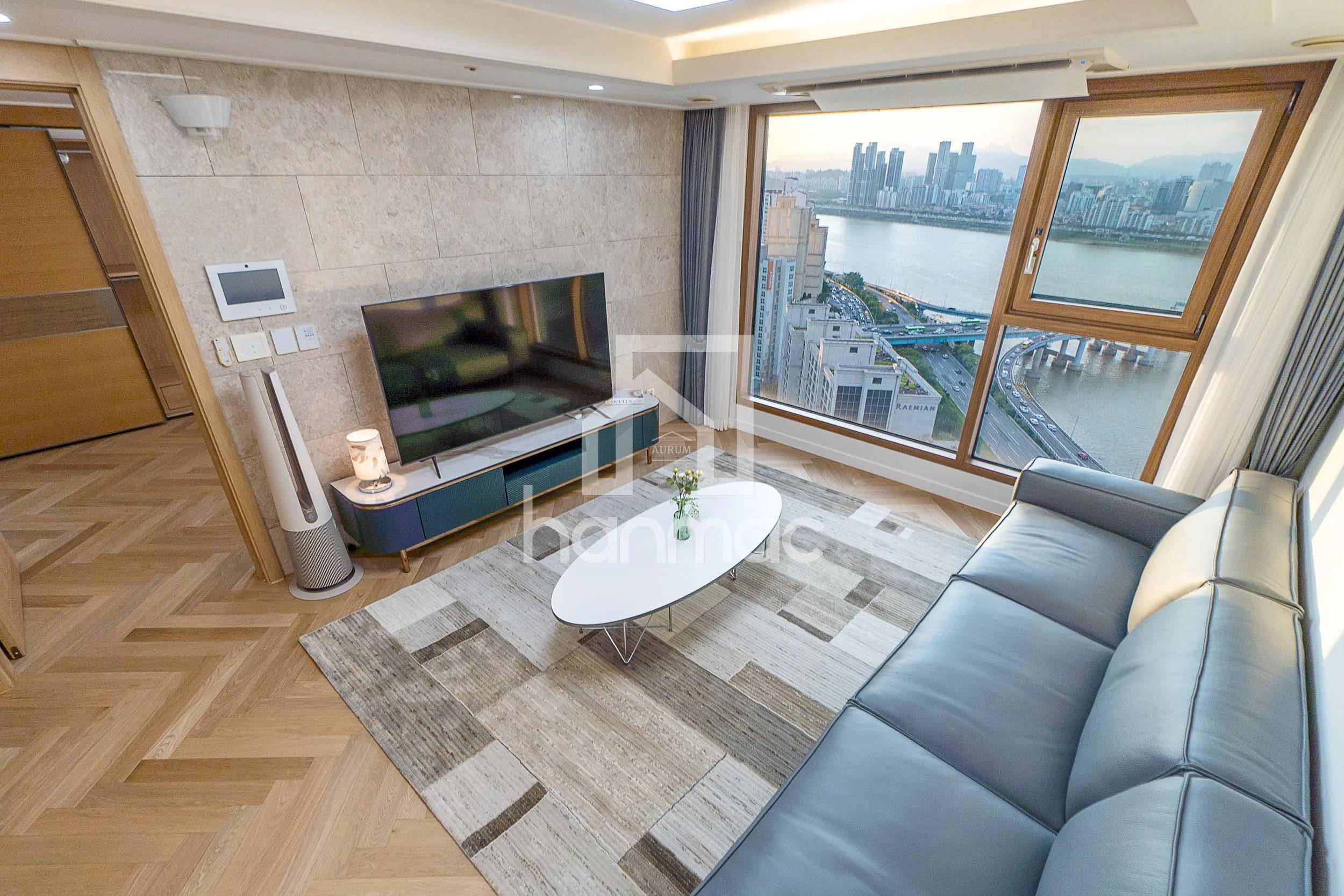 Small deposit and all furnished house in Seoul - photo 1
