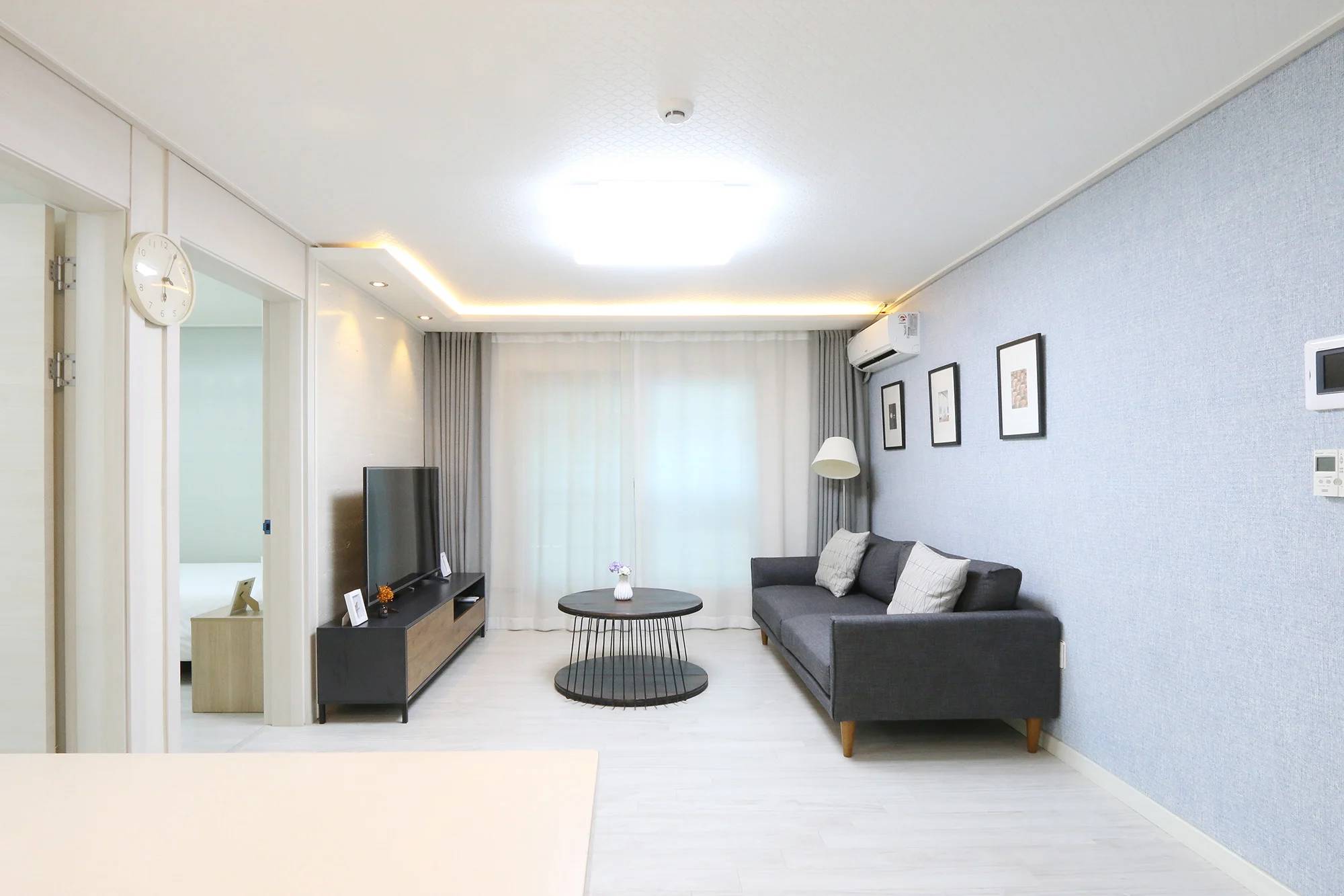 Small deposit and all furnished house in Seoul - photo 1