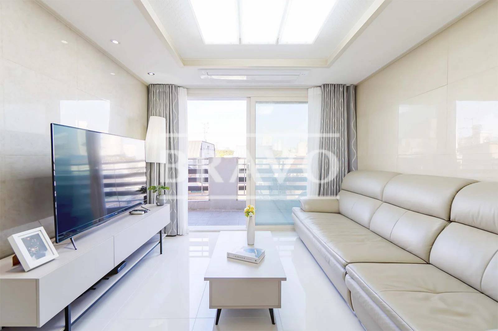 Small deposit and fully furnished house in Seoul - photo 1