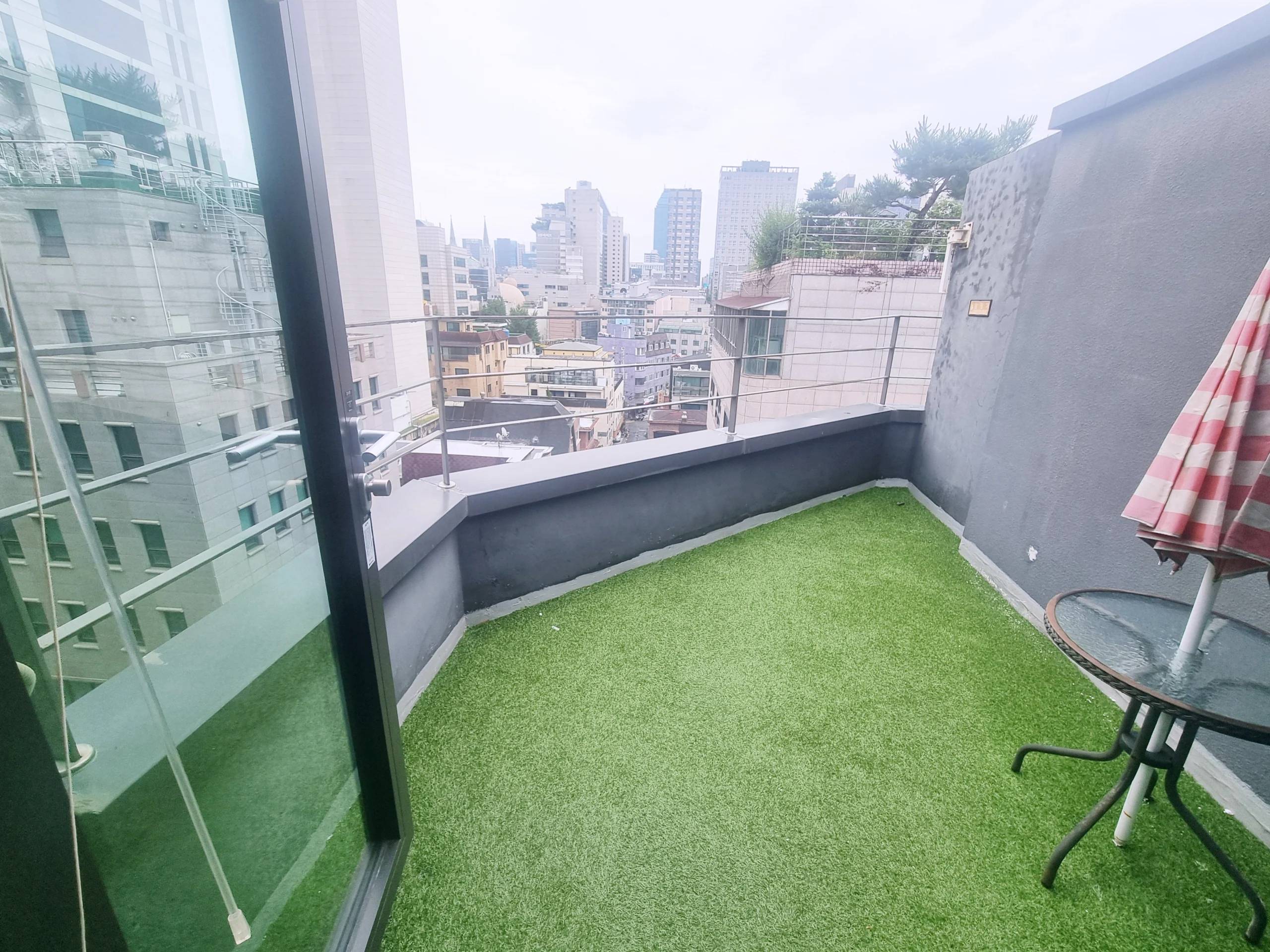Small deposit and all furnished house in Seoul - photo 2
