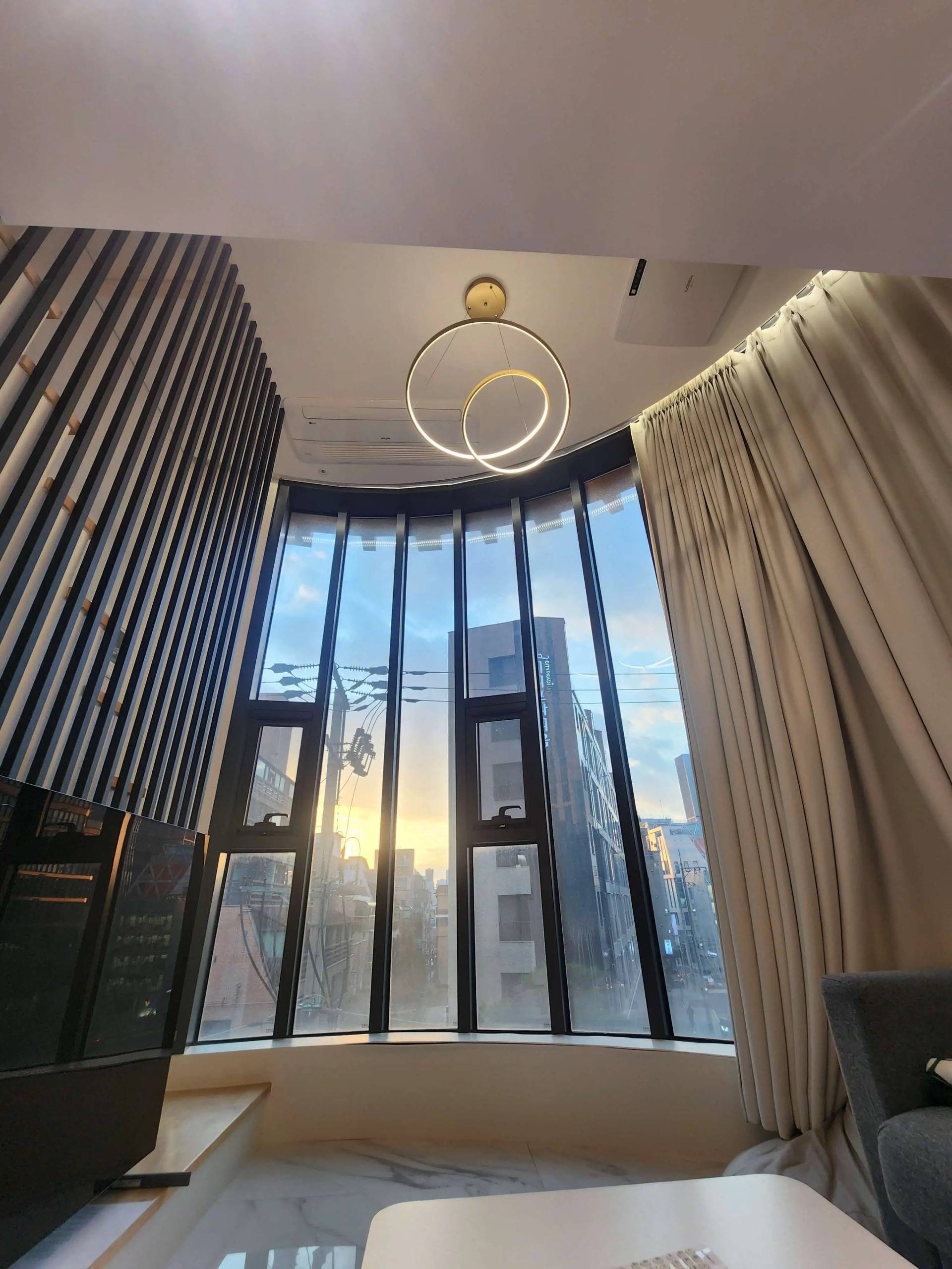 Located in the heart of Gangnam, newly built, Loft-style, Fast move-in Available - photo 2