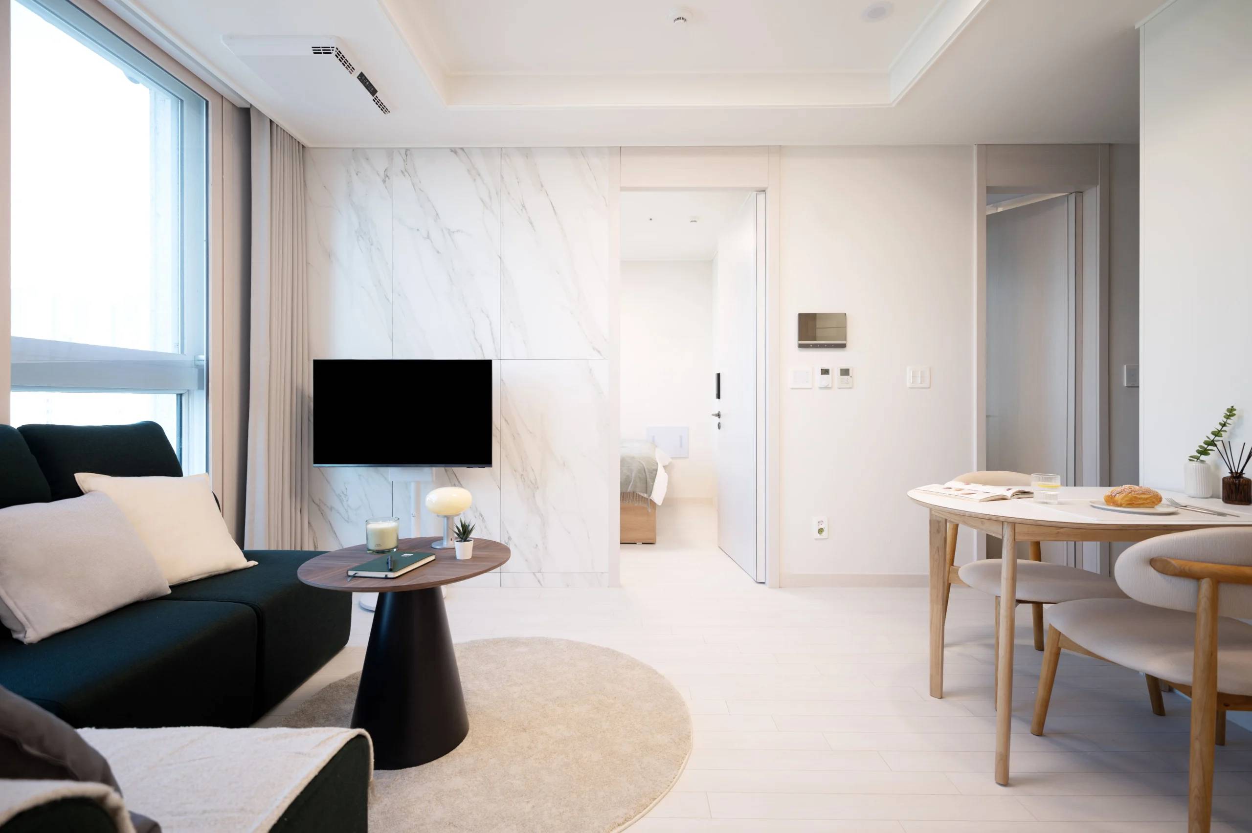 Fully-furnished Two-bedroom Apartemtn in Dongdaemun-gu - photo 1